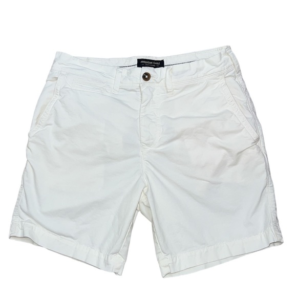 American Eagle Men’s Extreme Flex White Shorts - Picture 1 of 8